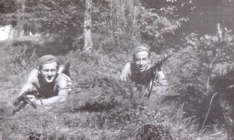 Photo 1944: Kazimierz Romański and Adam Hubiszta