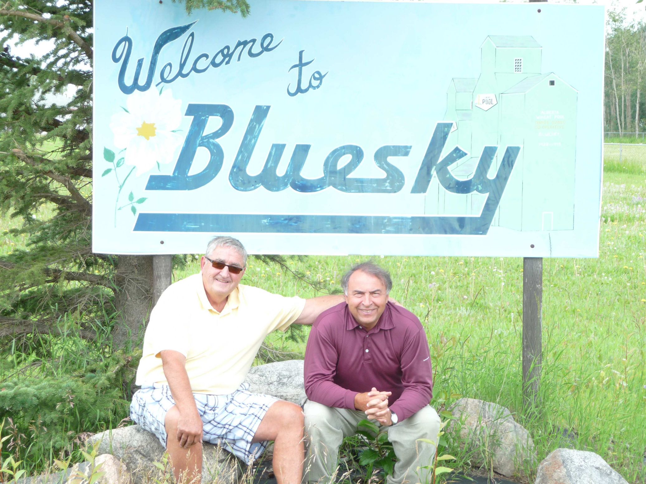 Phil and Ralf at the Entrance to New Bluesky July 2011